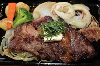 リブステーキ1.JPG リブステーキ1.JPG