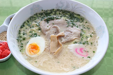 とんこつラーメン２.JPG