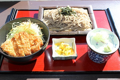 ミニカツ丼＆ざるそば２.JPG